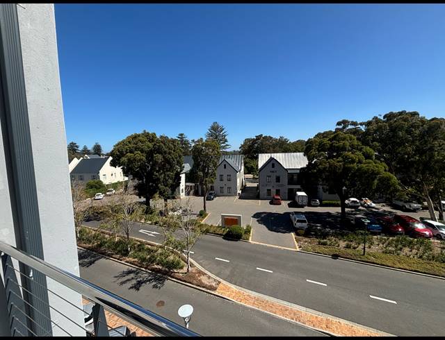 81M² OFFICE TO LET IN PAARDEVLEI